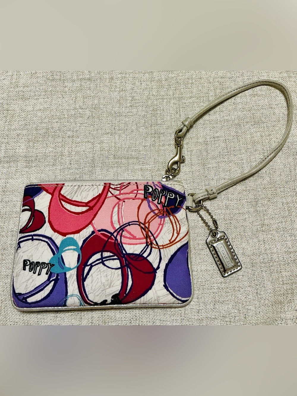 Coach Poppy Graffiti Logo Print Canvas Wristlet Zip Pouch White Multi Excellent - Picture 3 of 7